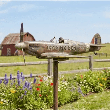 Remembrance-Themed Metal Garden Wind Twirler
